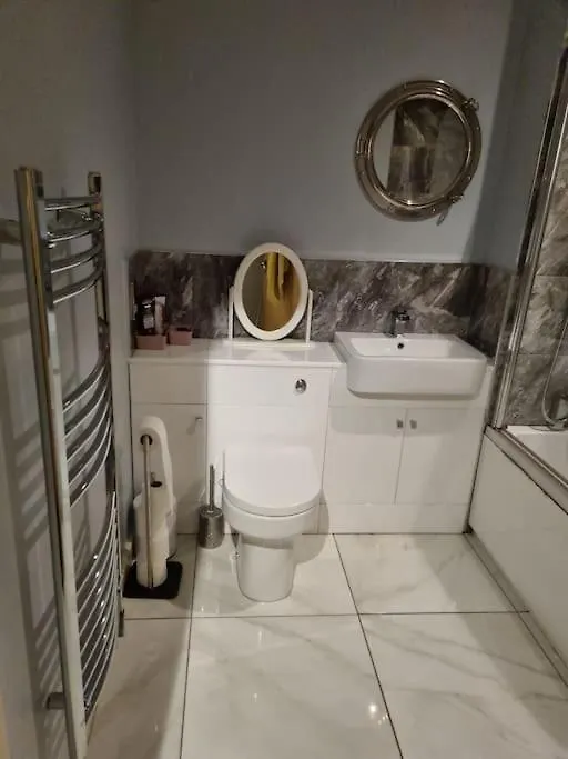 Waterfront Apartment Cardiff United Kingdom