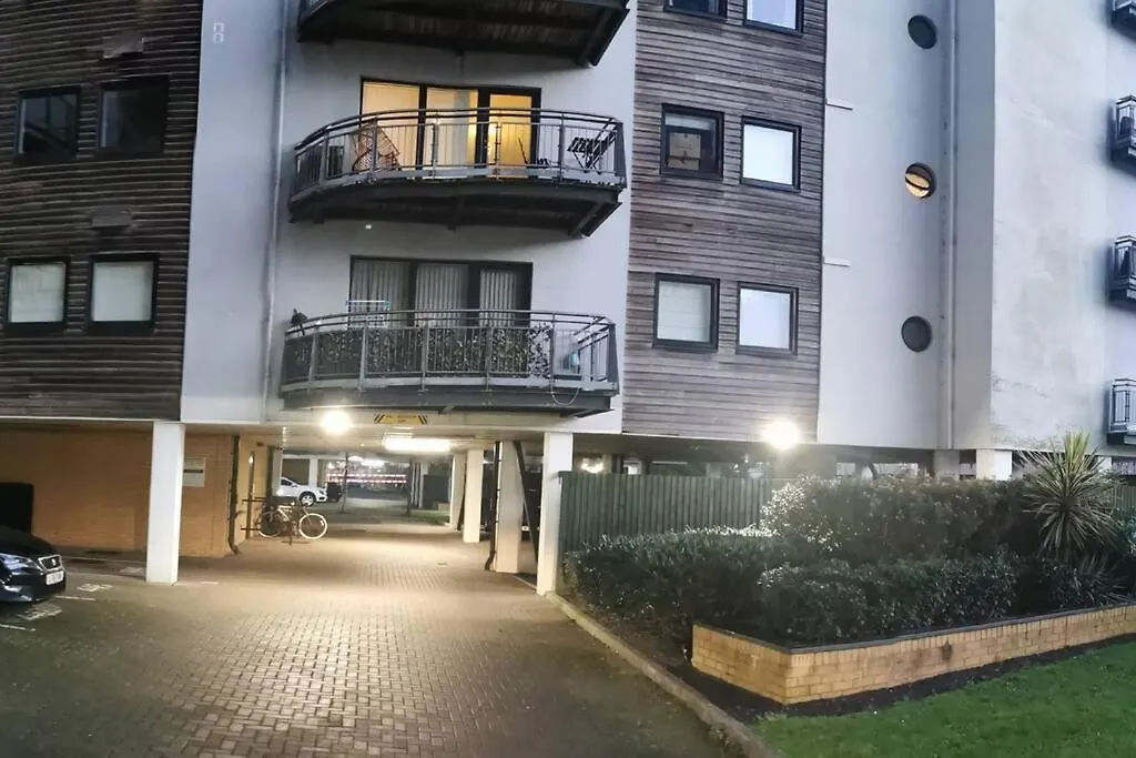 Waterfront Apartment Cardiff