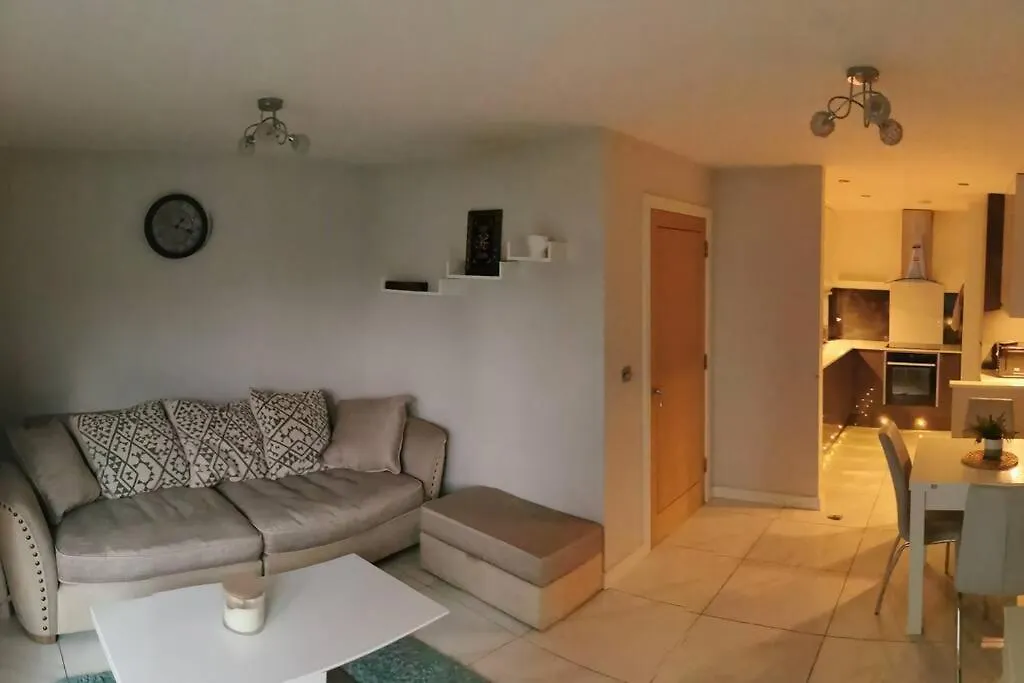 Waterfront Apartment Cardiff United Kingdom
