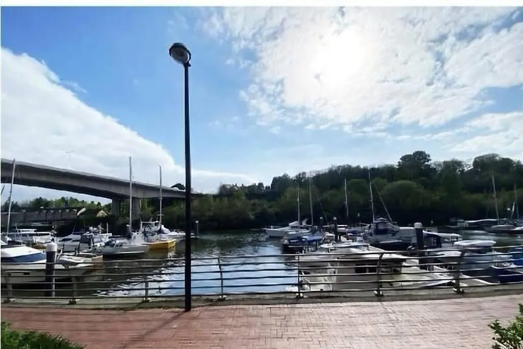 Waterfront Apartment Cardiff